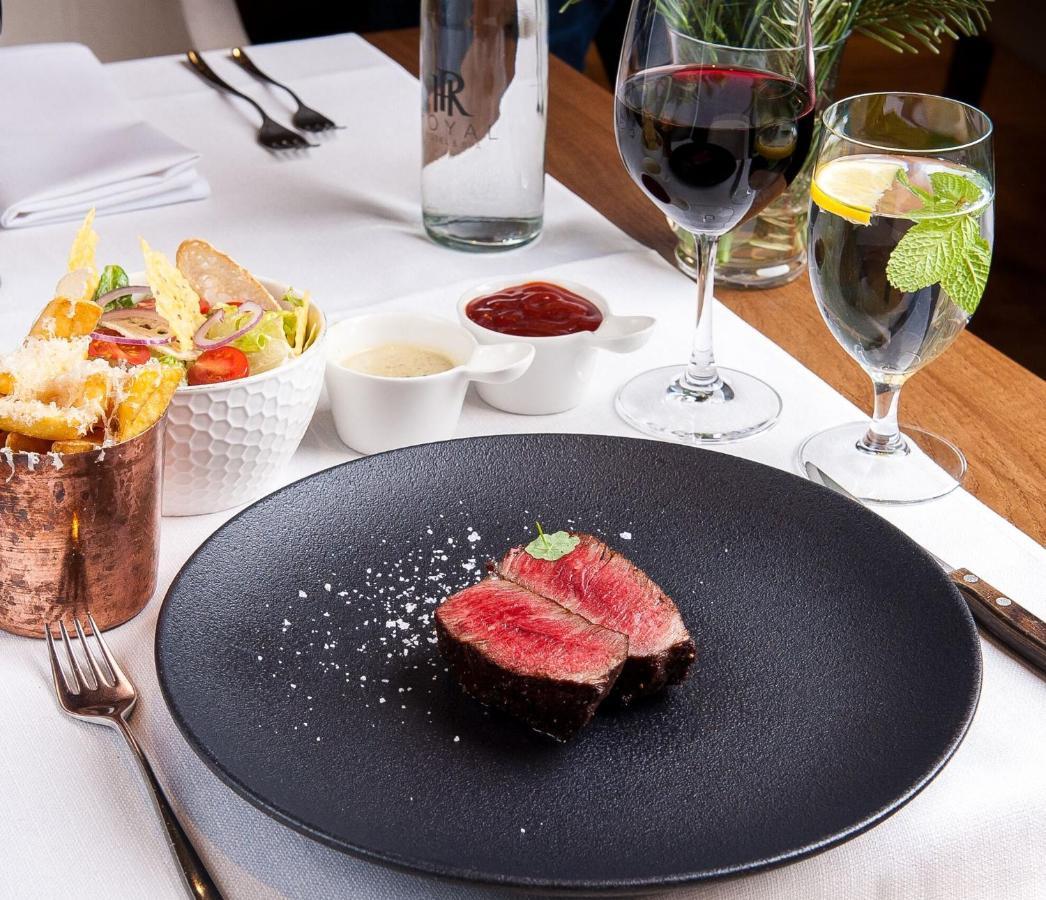 Hotel Royal & Spa Μπιάλιστοκ Εξωτερικό φωτογραφία A steak prepared sous-vide
