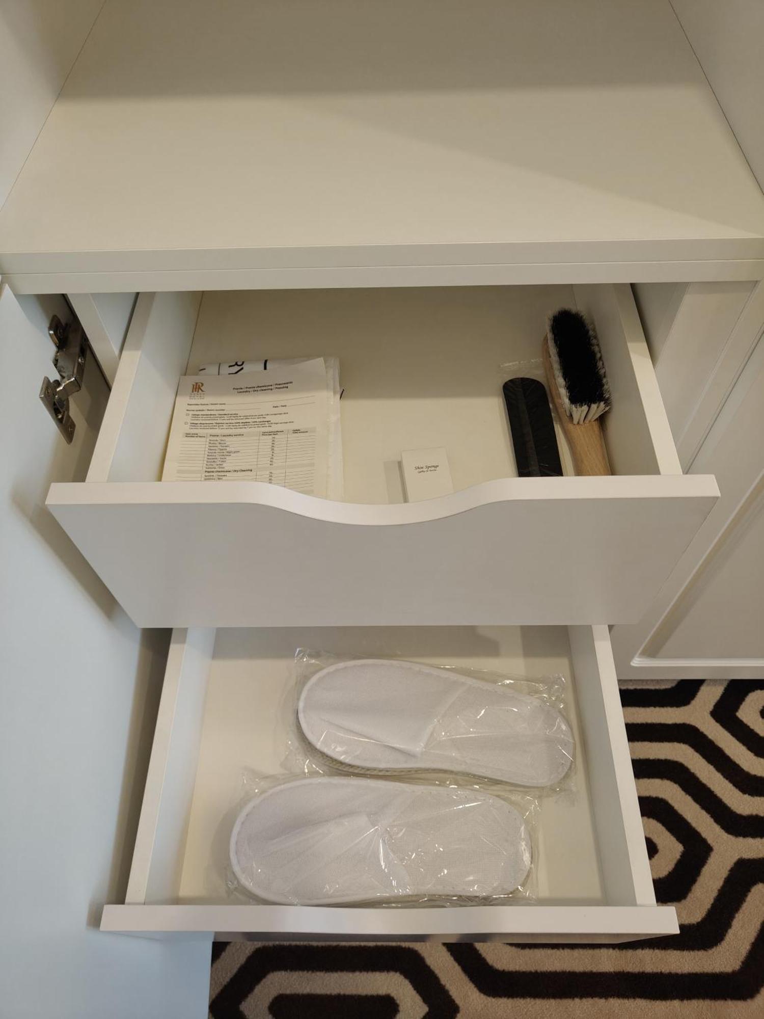 Hotel Royal & Spa Μπιάλιστοκ Εξωτερικό φωτογραφία A drawer
