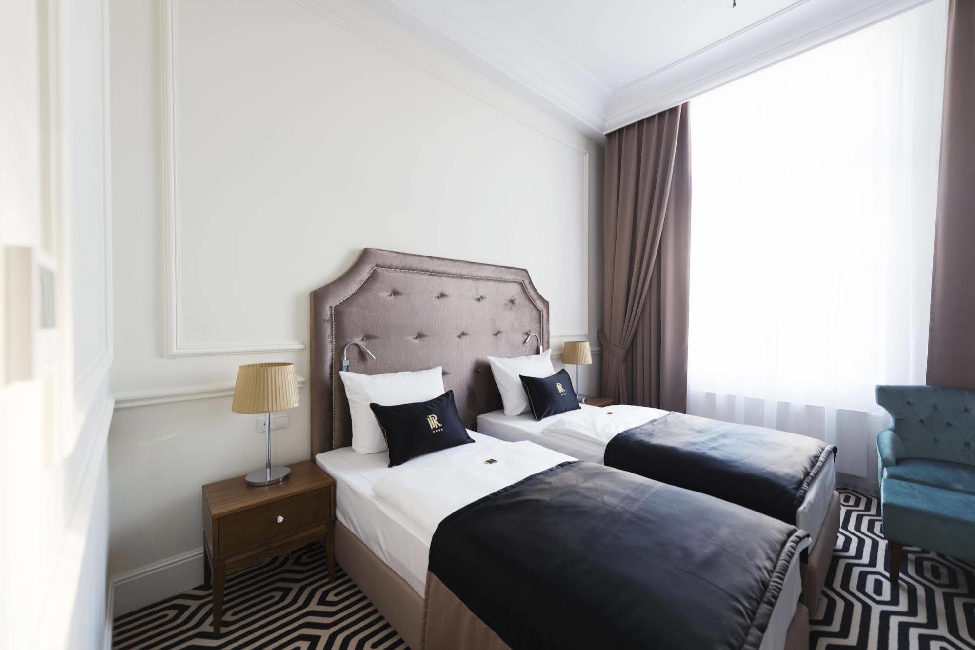 Hotel Royal & Spa Μπιάλιστοκ Εξωτερικό φωτογραφία A room at the hotel